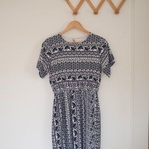Piper and Scoot navy & white floral knit dress